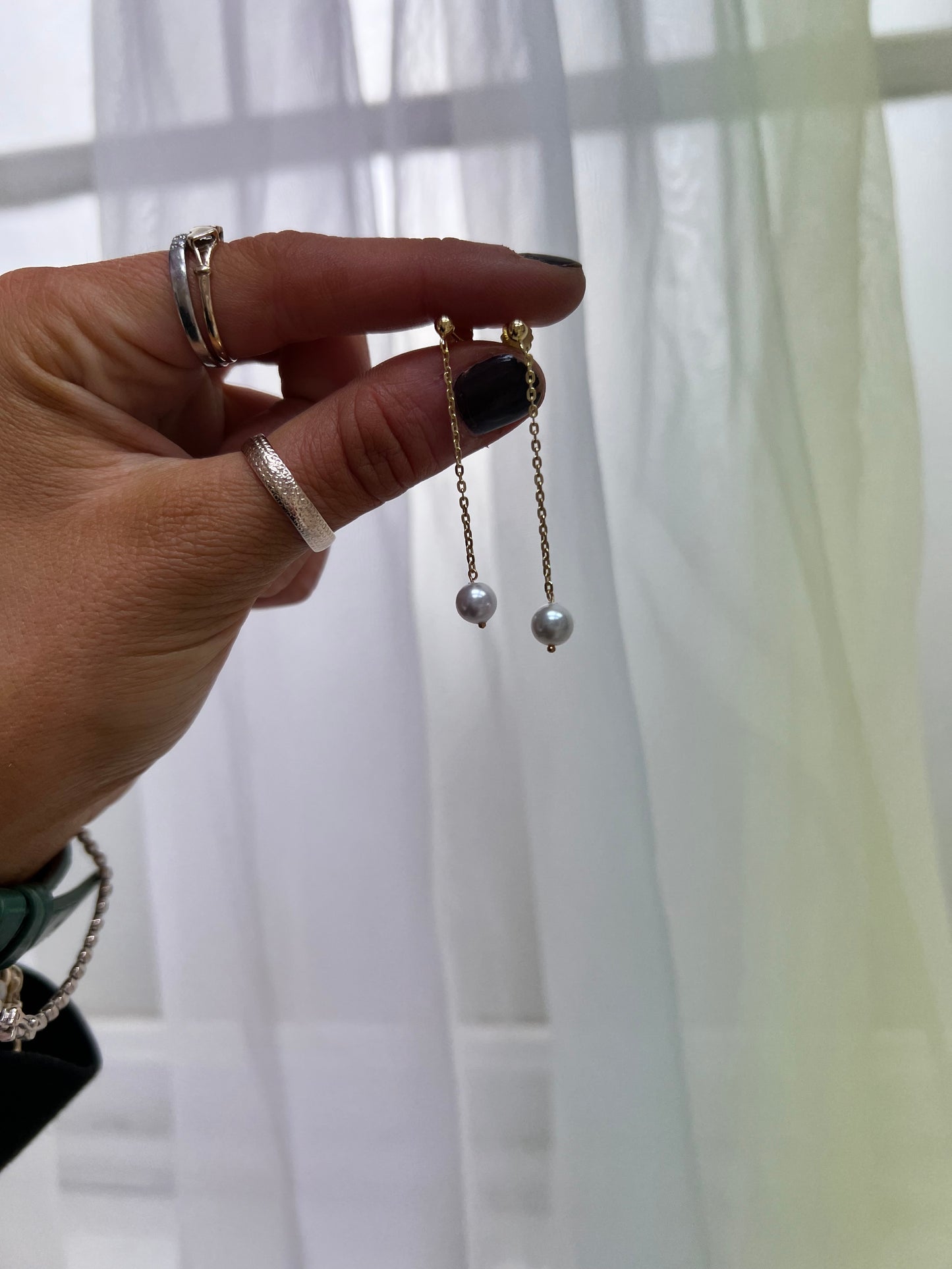 Pearl Chain Drops