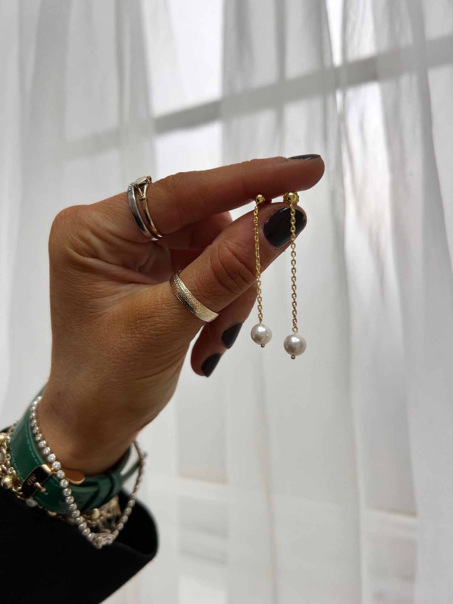Pearl Chain Drops